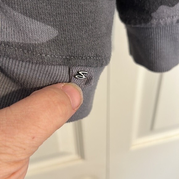 SEVEN7 Size Small Women's Camouflage Hooded Sweatshirt Asymmetrical Hem Stretch - Picture 4 of 8